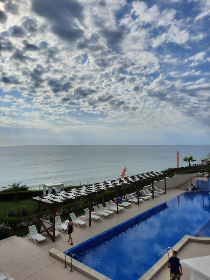 Byala Vista Cliff Apartments Eksteriør bilde