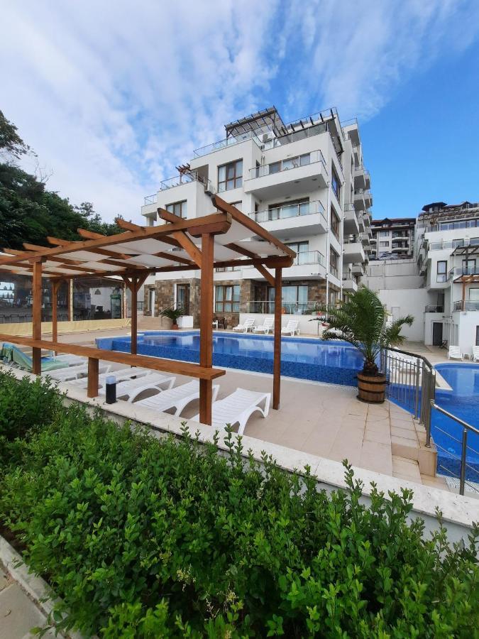 Byala Vista Cliff Apartments Eksteriør bilde