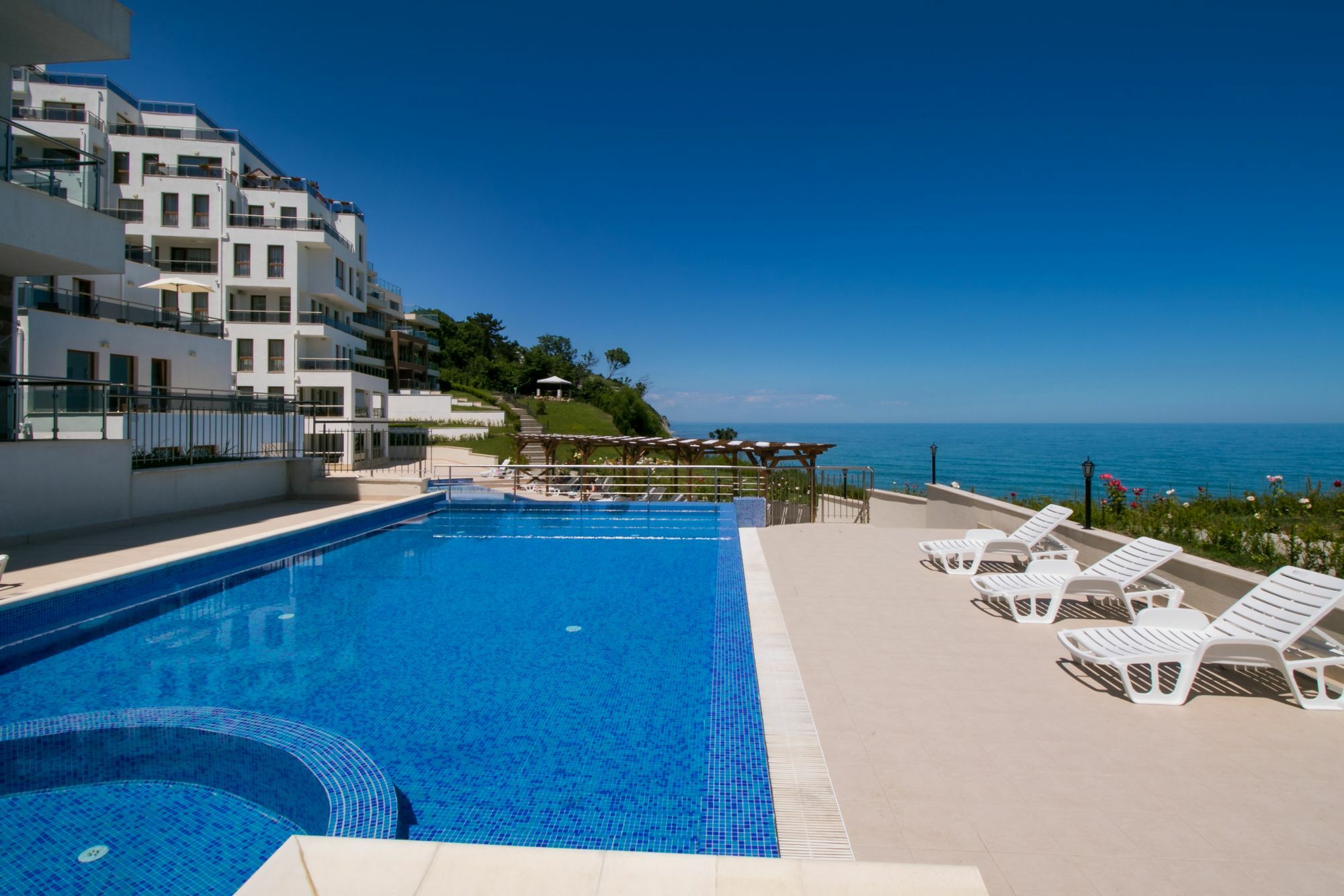 Byala Vista Cliff Apartments Eksteriør bilde